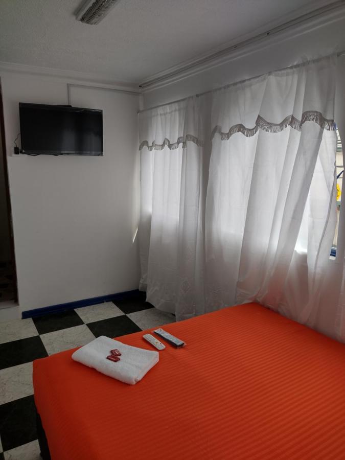Hotel Bogota Airport Bagian luar foto